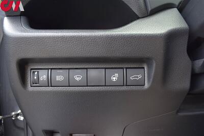 2021 Toyota RAV4 Prime SE  AWD 4dr SUV**BY APPOINMENT ONLY**40 City MPG! 36 Hwy MPG! Safety Sense 2.0! Back Up Cam! Eco & Sport Mode! Apple CarPlay! Android Auto! Heated Seats! Sunroof! - Photo 14 - Portland, OR 97266