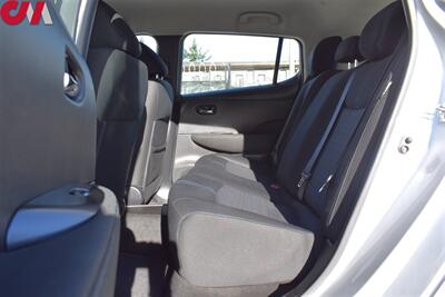 2022 Nissan LEAF S  4dr Hatchback! Fully Electric! Back Up Camera! Park Assist! Bluetooth! ECO Mode! E-Pedal! - Photo 22 - Portland, OR 97266