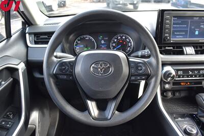 2022 Toyota RAV4 Hybrid LE AWD 4dr SUV! Toyota Safety Sense 2.0! Blind Spot Monitor! Lane Assist! Rear View Camera! Lane Assist! 41 City MPG! 38 HWY MPG! Bluetooth! Trail/Sport/Eco/EV Modes! - Photo 13 - Portland, OR 97266