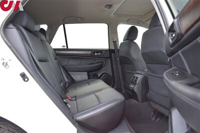 2018 Subaru Outback 3.6R Limited  AWD 4dr Wagon! Apple CarPlay And Android Auto! Rearview Camera! Adaptive Cruise Control! Lane Departure Warning! Reverse Automatic Braking! Blind-Spot Detection With Rear Cross-Traffic Alert! - Photo 31 - Portland, OR 97266