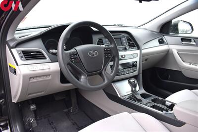 2016 Hyundai SONATA Hybrid SE  4dr Sedan! 39 City MPG! 43 Hwy MPG! Back Up Camera! Bluetooth w/Voice Activation! Eco & Sport Drive Modes! Traction Control! Cruise Control! - Photo 3 - Portland, OR 97266