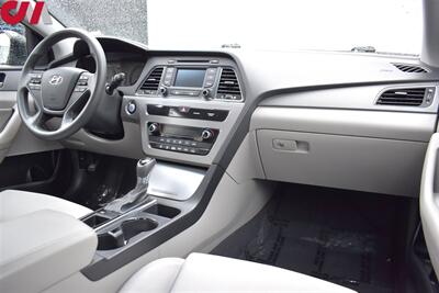 2016 Hyundai SONATA Hybrid SE  4dr Sedan! 39 City MPG! 43 Hwy MPG! Back Up Camera! Bluetooth w/Voice Activation! Eco & Sport Drive Modes! Traction Control! Cruise Control! - Photo 11 - Portland, OR 97266
