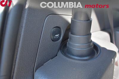 2017 Ford Flex SEL  AWD 4dr Crossover**BY APPONTMENT ONLY**Back-Up Camera! Apple CarPlay! Android Auto! GPS Nav! Heated Leather Seats! Rear Climate Control! Power Liftgate! - Photo 27 - Portland, OR 97266