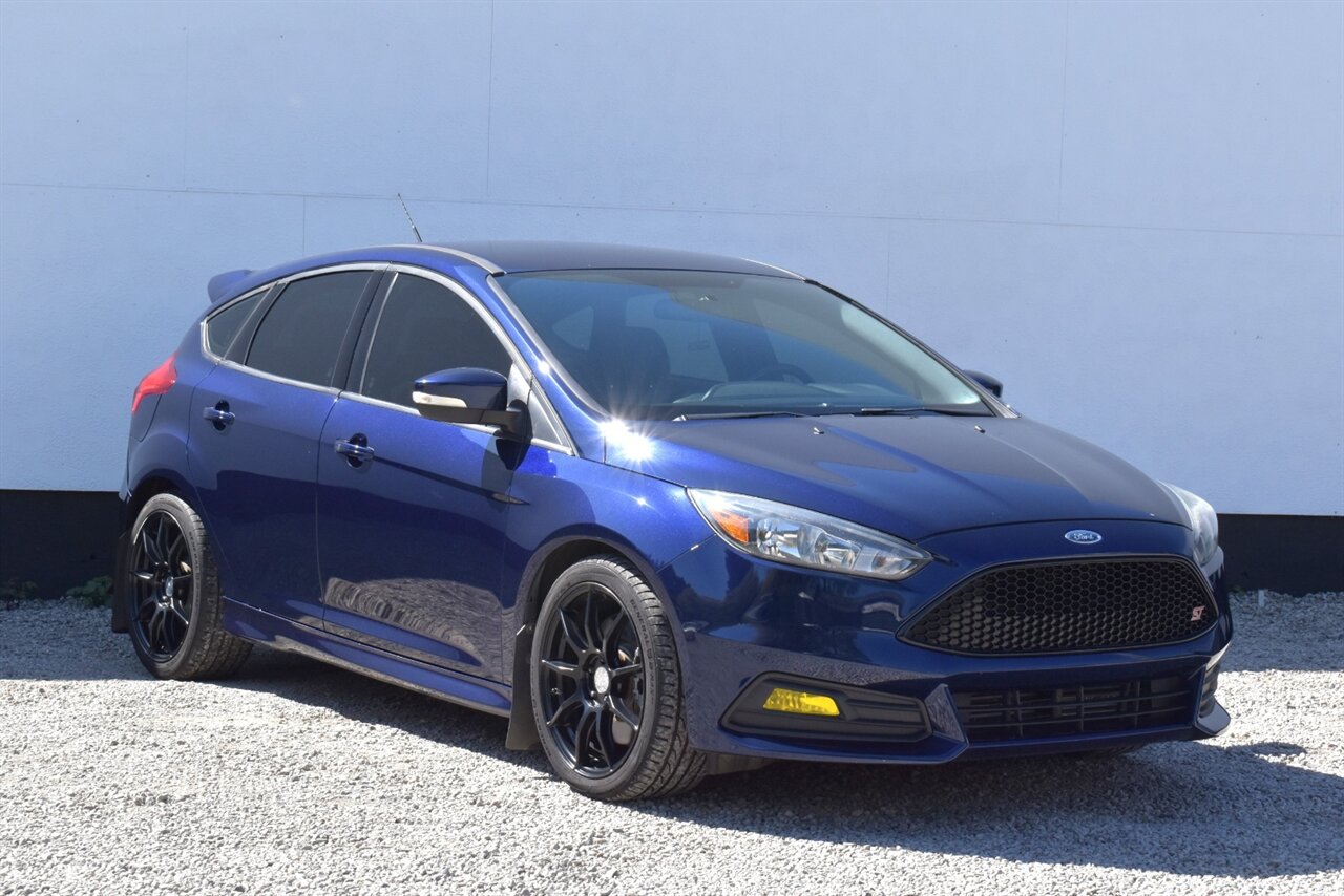 2016 Ford Focus ST Hatchback 4dr  Turbo! 6-Speed Manual! EcoBoost Power! Custom Blow-Off Valve! Sport Suspension! Backup Camera! Bluetooth! - Photo 1 - Portland, OR 97266