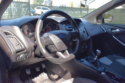 2016 Ford Focus ST Hatchback 4dr  Turbo! 6-Speed Manual! EcoBoost Power! Custom Blow-Off Valve! Sport Suspension! Backup Camera! Bluetooth! - Photo 3 - Portland, OR 97266