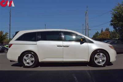 2013 Honda Odyssey Touring  4dr Mini-Van! Back-Up Camera! Blind Spot Monitor! Park Assist! Cruise Control! Bluetooth! Power Sliding Doors! Heated Leather Seats! Sunroof! Power Seats! Power Liftgate! Tow Hitch! - Photo 5 - Portland, OR 97266