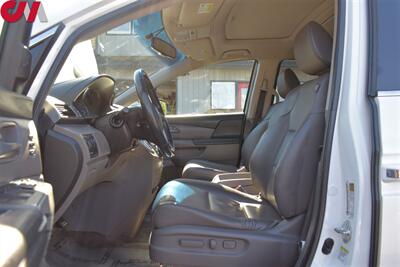 2013 Honda Odyssey Touring  4dr Mini-Van! Back-Up Camera! Blind Spot Monitor! Park Assist! Cruise Control! Bluetooth! Power Sliding Doors! Heated Leather Seats! Sunroof! Power Seats! Power Liftgate! Tow Hitch! - Photo 9 - Portland, OR 97266