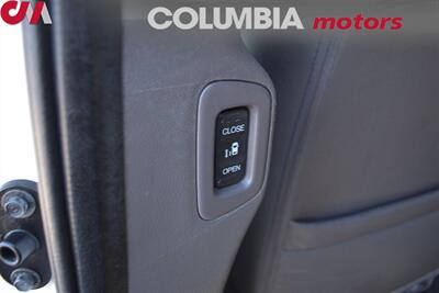 2013 Honda Odyssey Touring  4dr Mini-Van! Back-Up Camera! Blind Spot Monitor! Park Assist! Cruise Control! Bluetooth! Power Sliding Doors! Heated Leather Seats! Sunroof! Power Seats! Power Liftgate! Tow Hitch! - Photo 21 - Portland, OR 97266