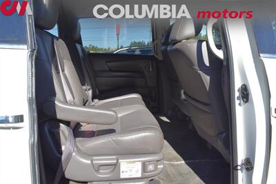 2013 Honda Odyssey Touring  4dr Mini-Van! Back-Up Camera! Blind Spot Monitor! Park Assist! Cruise Control! Bluetooth! Power Sliding Doors! Heated Leather Seats! Sunroof! Power Seats! Power Liftgate! Tow Hitch! - Photo 22 - Portland, OR 97266