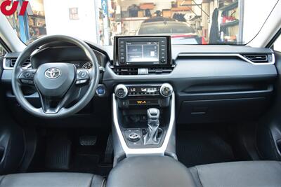 2021 Toyota RAV4 Hybrid XLE  AWD 4dr SUV! Lane Assist! Adaptive Cruise Control! Back-Up Camera! Bluetooth! EV/Eco/Sport/Trail Mode - Photo 11 - Portland, OR 97266
