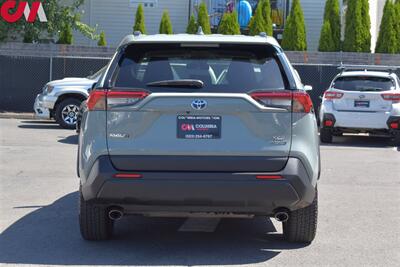 2021 Toyota RAV4 Hybrid XLE  AWD 4dr SUV! Lane Assist! Adaptive Cruise Control! Back-Up Camera! Bluetooth! EV/Eco/Sport/Trail Mode - Photo 3 - Portland, OR 97266