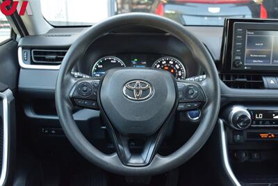 2021 Toyota RAV4 Hybrid XLE  AWD 4dr SUV! Lane Assist! Adaptive Cruise Control! Back-Up Camera! Bluetooth! EV/Eco/Sport/Trail Mode - Photo 12 - Portland, OR 97266