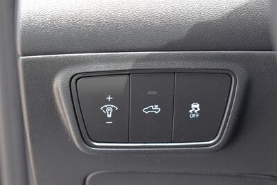 2023 Hyundai SANTA CRUZ SEL  AWD Crew Cab Truck! 4.3 ft. Bed! Drive Modes! Adaptive Cruise Control! Blind Spot Monitoring! Apple CarPlay & Android Auto! Touchscreen Infotainment! Bluetooth! Backup Camera! Versatile Bed Storage! - Photo 16 - Portland, OR 97266