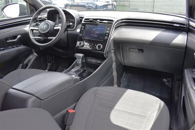 2023 Hyundai SANTA CRUZ SEL  AWD Crew Cab Truck! 4.3 ft. Bed! Drive Modes! Adaptive Cruise Control! Blind Spot Monitoring! Apple CarPlay & Android Auto! Touchscreen Infotainment! Bluetooth! Backup Camera! Versatile Bed Storage! - Photo 12 - Portland, OR 97266