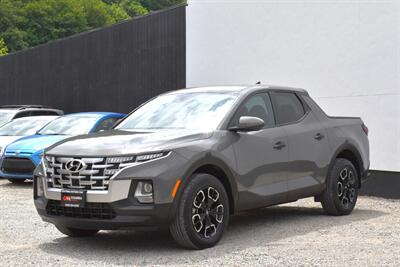 2023 Hyundai SANTA CRUZ SEL  AWD Crew Cab Truck! 4.3 ft. Bed! Drive Modes! Adaptive Cruise Control! Blind Spot Monitoring! Apple CarPlay & Android Auto! Touchscreen Infotainment! Bluetooth! Backup Camera! Versatile Bed Storage! - Photo 8 - Portland, OR 97266