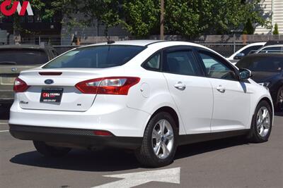 2014 Ford Focus SE  4dr Sedan! Cruise Control! 26 City MPG & 36 Hwy MPG! Bluetooth! Brake Actuated Limited Slip Differential! Fog Lights! - Photo 2 - Portland, OR 97266
