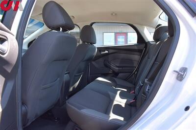 2014 Ford Focus SE  4dr Sedan! Cruise Control! 26 City MPG & 36 Hwy MPG! Bluetooth! Brake Actuated Limited Slip Differential! Fog Lights! - Photo 21 - Portland, OR 97266