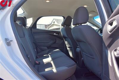 2014 Ford Focus SE  4dr Sedan! Cruise Control! 26 City MPG & 36 Hwy MPG! Bluetooth! Brake Actuated Limited Slip Differential! Fog Lights! - Photo 22 - Portland, OR 97266