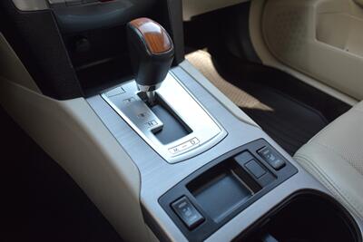 2014 Subaru Outback Wagon 5dr Outback Limited Navigation AWD! X-Mode! Stability Control! Traction Control! ABS Brakes! Backup Camera! Heated Seats! Power Driver Seat! - Photo 27 - Portland, OR 97266