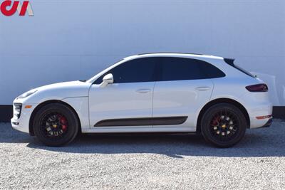 2018 Porsche Macan GTS  4dr SUV!**APPOINTMENT ONLY**Twin-Turbo V6! PDK Transmission! Sport Chrono! PASM Suspension! AWD! Apple CarPlay! Heated Seats! Backup Camera! - Photo 10 - Portland, OR 97266