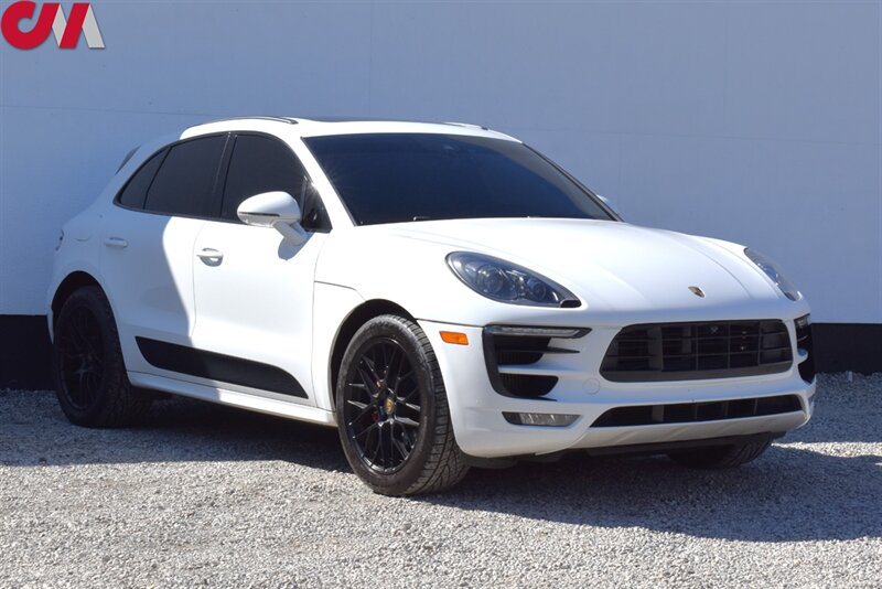 2018 Porsche Macan GTS  4dr SUV!**APPOINTMENT ONLY**Twin-Turbo V6! PDK Transmission! Sport Chrono! PASM Suspension! AWD! Apple CarPlay! Heated Seats! Backup Camera!