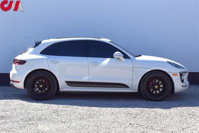 2018 Porsche Macan GTS  4dr SUV!**APPOINTMENT ONLY**Twin-Turbo V6! PDK Transmission! Sport Chrono! PASM Suspension! AWD! Apple CarPlay! Heated Seats! Backup Camera! - Photo 6 - Portland, OR 97266