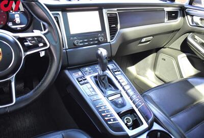 2018 Porsche Macan GTS  4dr SUV!**APPOINTMENT ONLY**Twin-Turbo V6! PDK Transmission! Sport Chrono! PASM Suspension! AWD! Apple CarPlay! Heated Seats! Backup Camera! - Photo 23 - Portland, OR 97266