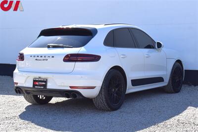 2018 Porsche Macan GTS  4dr SUV!**APPOINTMENT ONLY**Twin-Turbo V6! PDK Transmission! Sport Chrono! PASM Suspension! AWD! Apple CarPlay! Heated Seats! Backup Camera! - Photo 5 - Portland, OR 97266
