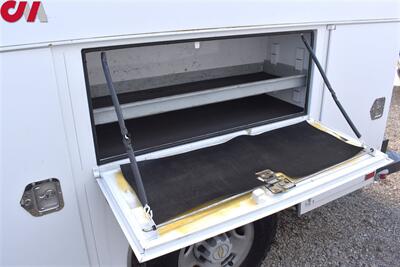 2006 Chevrolet Express 3500  2dr Commercial/Cutaway/Chassis 139-177 in. WB**BY APPOINTMENT ONLY**Heated Exterior Mirrors! Bulkhead Partition w/Door! Exterior Tool Storage! Shelving! Tow/Haul Mode! Blueooth! - Photo 18 - Portland, OR 97266