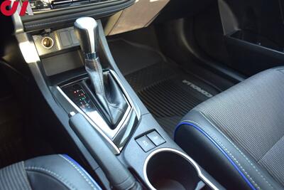 2017 Toyota Corolla SE 4dr Sedan CVT! 28 City/36Hwy MPG! Toyota Safety Sense-P w/Lane Assist! Collision Mitigation! Dynamic Radar Cruise Control! Back Up Camera! Bluetooth! Sport Drive Mode! All Weather Floor Mats! - Photo 19 - Portland, OR 97266