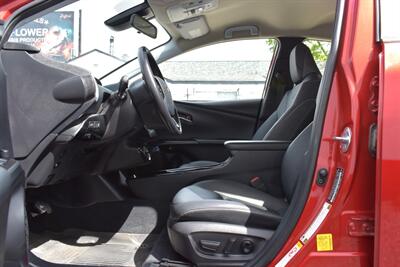 2022 Toyota Prius Prime XLE  4dr Hatchback! Toyota Safety Sense! Adaptive Cruise Control! Lane Keep Assist! Apple CarPlay & Android Auto! Backup Camera! - Photo 10 - Portland, OR 97266