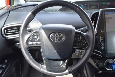2022 Toyota Prius Prime XLE  4dr Hatchback! Toyota Safety Sense! Adaptive Cruise Control! Lane Keep Assist! Apple CarPlay & Android Auto! Backup Camera! - Photo 13 - Portland, OR 97266
