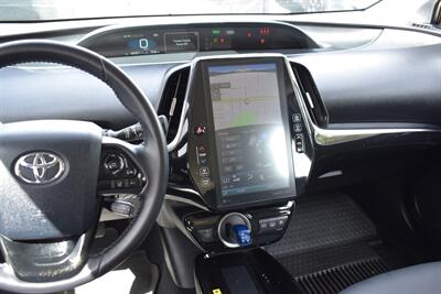 2022 Toyota Prius Prime XLE  4dr Hatchback! Toyota Safety Sense! Adaptive Cruise Control! Lane Keep Assist! Apple CarPlay & Android Auto! Backup Camera! - Photo 15 - Portland, OR 97266