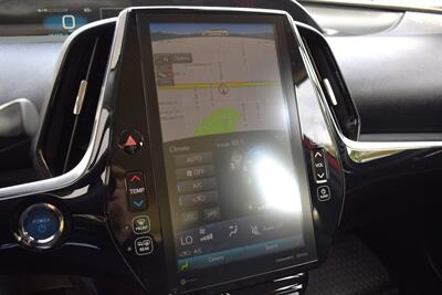 2022 Toyota Prius Prime XLE  4dr Hatchback! Toyota Safety Sense! Adaptive Cruise Control! Lane Keep Assist! Apple CarPlay & Android Auto! Backup Camera! - Photo 16 - Portland, OR 97266