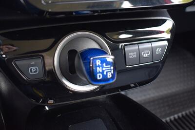 2022 Toyota Prius Prime XLE  4dr Hatchback! Toyota Safety Sense! Adaptive Cruise Control! Lane Keep Assist! Apple CarPlay & Android Auto! Backup Camera! - Photo 18 - Portland, OR 97266