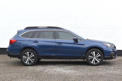 2019 Subaru Outback 3.6R Limited Wagon  4dr Crossover! X-Mode! EyeSight Assist Tech! Adaptive Cruise Control! Lane Keep Assist! Lane Departure Warning! Pre-Collision Braking! Blind Spot Detection! Rear Cross Traffic Alert! Backup Camera! - Photo 6 - Portland, OR 97266