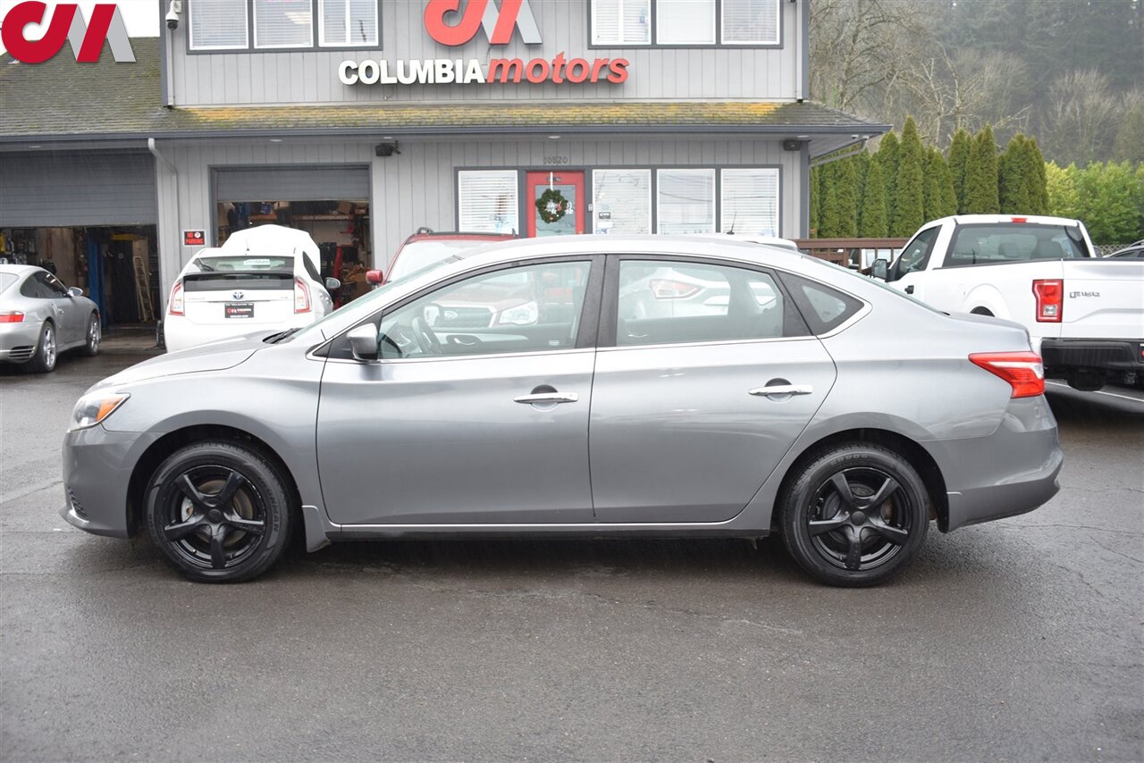 2017 Nissan Sentra S photo 9