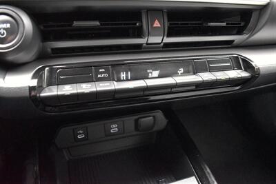 2023 Toyota Prius LE  4dr Hatchback! 57 City MPG! 56 Hwy MPG! Toyota Safety Sense 3.0 w/Pre-Collision! Blind Spot Monitor w/Rear Cross-Traffic Alert! Back Up Camera! Apple CarPlay! Android Auto! Eco/Sport/EV Drive Modes! - Photo 17 - Portland, OR 97266