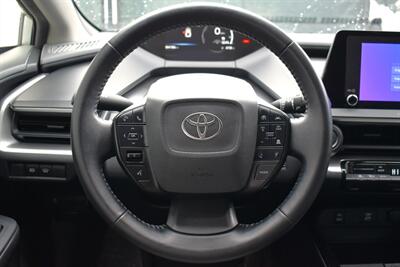2023 Toyota Prius LE  4dr Hatchback! 57 City MPG! 56 Hwy MPG! Toyota Safety Sense 3.0 w/Pre-Collision! Blind Spot Monitor w/Rear Cross-Traffic Alert! Back Up Camera! Apple CarPlay! Android Auto! Eco/Sport/EV Drive Modes! - Photo 9 - Portland, OR 97266