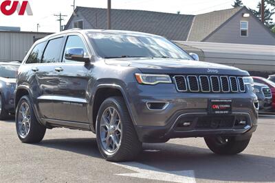 2020 Jeep Grand Cherokee Overland  4X4 4dr SUV! ParkView Back-Up Camera! Blind Spot Monitor! Park & Lane Assist! Navi! Heated & Ventilated Leather Seats! Bluetooth! Pano-Sunroof! Tow Pkg! - Photo 1 - Portland, OR 97266