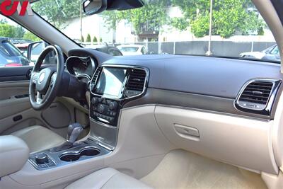 2020 Jeep Grand Cherokee Overland  4X4 4dr SUV! ParkView Back-Up Camera! Blind Spot Monitor! Park & Lane Assist! Navi! Heated & Ventilated Leather Seats! Bluetooth! Pano-Sunroof! Tow Pkg! - Photo 11 - Portland, OR 97266