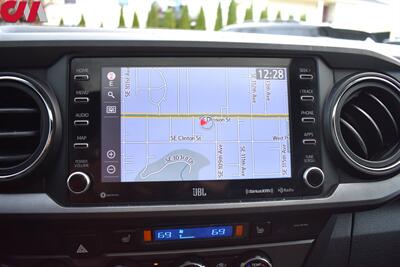 2022 Toyota Tacoma TRD Off-Road  4x4 4dr Double Cab 6.1 ft LB**BY APPOINTMENT ONLY**Back-Up Cam w/ Bird's Eye View! Blind Spot Monitor! GPS Nav! Park Assist! 4H & 4L! Heated Seats! Sunroof! Winch! Bed Cover! - Photo 21 - Portland, OR 97266