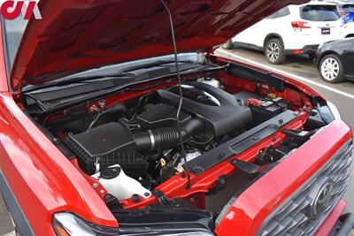 2022 Toyota Tacoma TRD Off-Road  4x4 4dr Double Cab 6.1 ft LB**BY APPOINTMENT ONLY**Back-Up Cam w/ Bird's Eye View! Blind Spot Monitor! GPS Nav! Park Assist! 4H & 4L! Heated Seats! Sunroof! Winch! Bed Cover! - Photo 32 - Portland, OR 97266