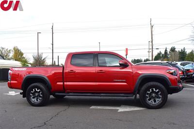 2022 Toyota Tacoma TRD Off-Road  4x4 4dr Double Cab 6.1 ft LB**BY APPOINTMENT ONLY**Back-Up Cam w/ Bird's Eye View! Blind Spot Monitor! GPS Nav! Park Assist! 4H & 4L! Heated Seats! Sunroof! Winch! Bed Cover! - Photo 6 - Portland, OR 97266