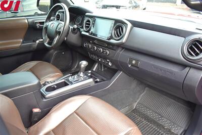 2022 Toyota Tacoma TRD Off-Road  4x4 4dr Double Cab 6.1 ft LB**BY APPOINTMENT ONLY**Back-Up Cam w/ Bird's Eye View! Blind Spot Monitor! GPS Nav! Park Assist! 4H & 4L! Heated Seats! Sunroof! Winch! Bed Cover! - Photo 11 - Portland, OR 97266