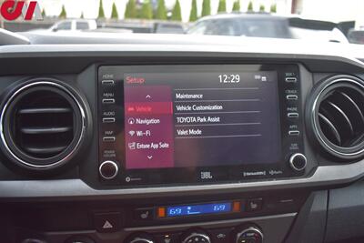 2022 Toyota Tacoma TRD Off-Road  4x4 4dr Double Cab 6.1 ft LB**BY APPOINTMENT ONLY**Back-Up Cam w/ Bird's Eye View! Blind Spot Monitor! GPS Nav! Park Assist! 4H & 4L! Heated Seats! Sunroof! Winch! Bed Cover! - Photo 18 - Portland, OR 97266