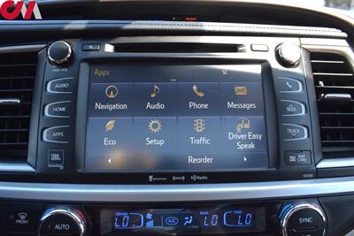 2017 Toyota Highlander Limited Platinum  AWD 4dr SUV**BY APPOINTMENT ONLY** 3rd Row Seats! Back Up Camera! Blind Spot Monitor! Lane Assist! Navi! Bluetooth! Heated & Cooled Leather Seats! Pano-Sunroof! - Photo 17 - Portland, OR 97266
