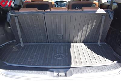 2017 Toyota Highlander Limited Platinum  AWD 4dr SUV**BY APPOINTMENT ONLY** 3rd Row Seats! Back Up Camera! Blind Spot Monitor! Lane Assist! Navi! Bluetooth! Heated & Cooled Leather Seats! Pano-Sunroof! - Photo 23 - Portland, OR 97266