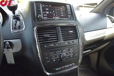 2019 Dodge Grand Caravan GT  4dr Mini-Van**BY APPOINTMENT ONLY** Back Up Camera! Powered Sliding Doors! Powered Liftgate! Heated Leather Seats! Heated Steering Wheel! Econ Drive Mode! Bluetooth! Stow'n Go Rear Seats! - Photo 19 - Portland, OR 97266