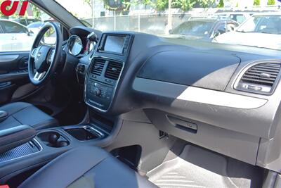 2019 Dodge Grand Caravan GT  4dr Mini-Van**BY APPOINTMENT ONLY** Back Up Camera! Powered Sliding Doors! Powered Liftgate! Heated Leather Seats! Heated Steering Wheel! Econ Drive Mode! Bluetooth! Stow'n Go Rear Seats! - Photo 12 - Portland, OR 97266
